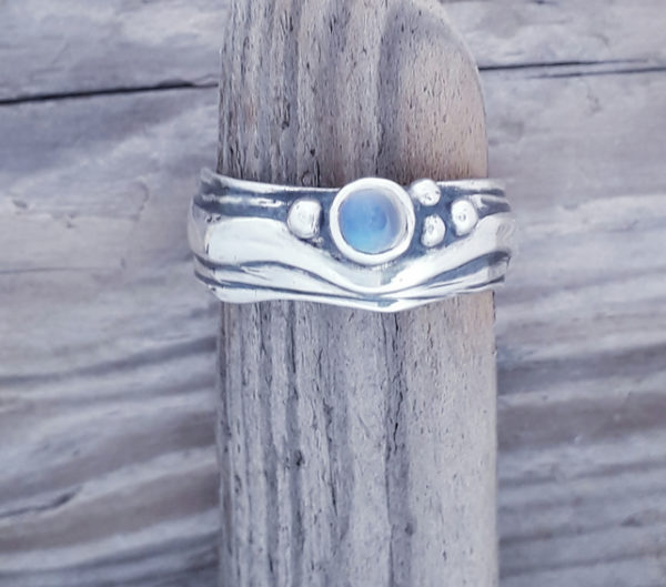 Narrow Wave Ring with Fine Blue Moonstone